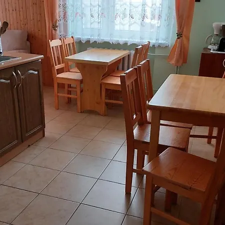 Δωμάτια σε οικογενειακή κατοικία Goscinne Laguna